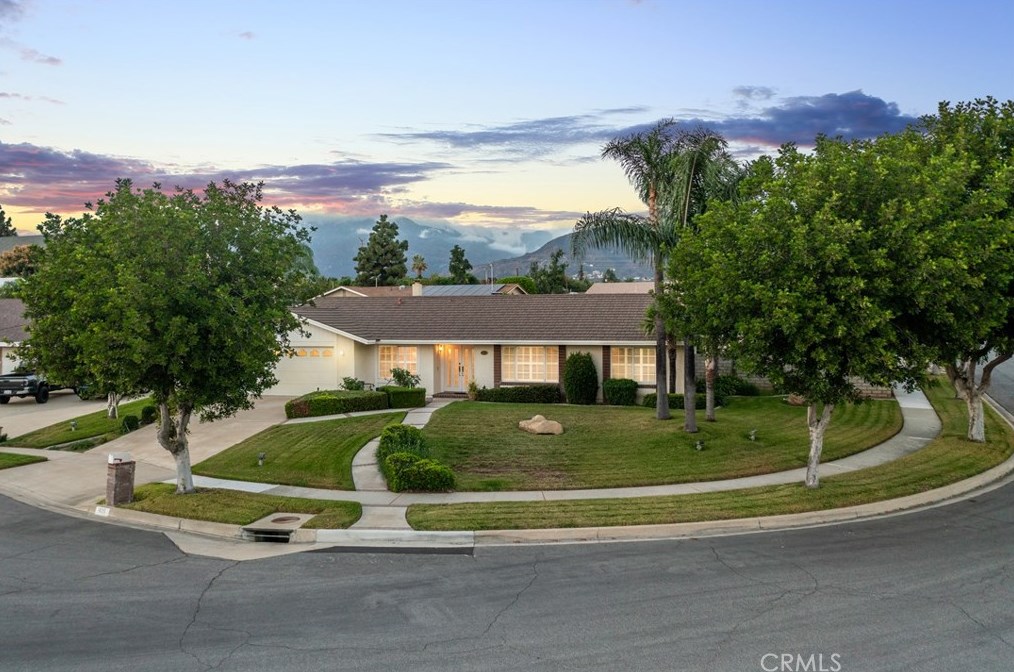 425 Winston Wy, Upland, CA 91786