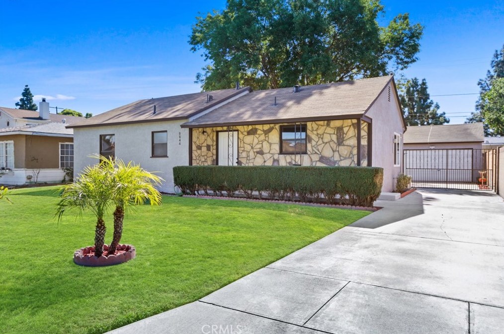 9644 Schooling Rd, Pico Rivera, CA 90660
