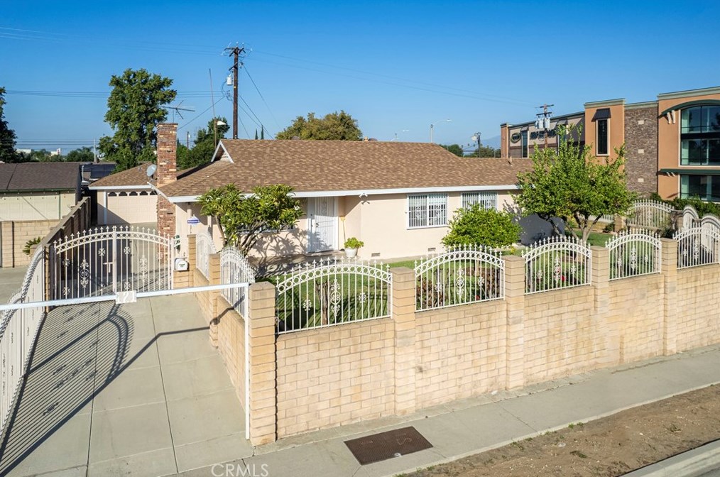 121 S Lark Ellen Ave, West Covina, CA 91791