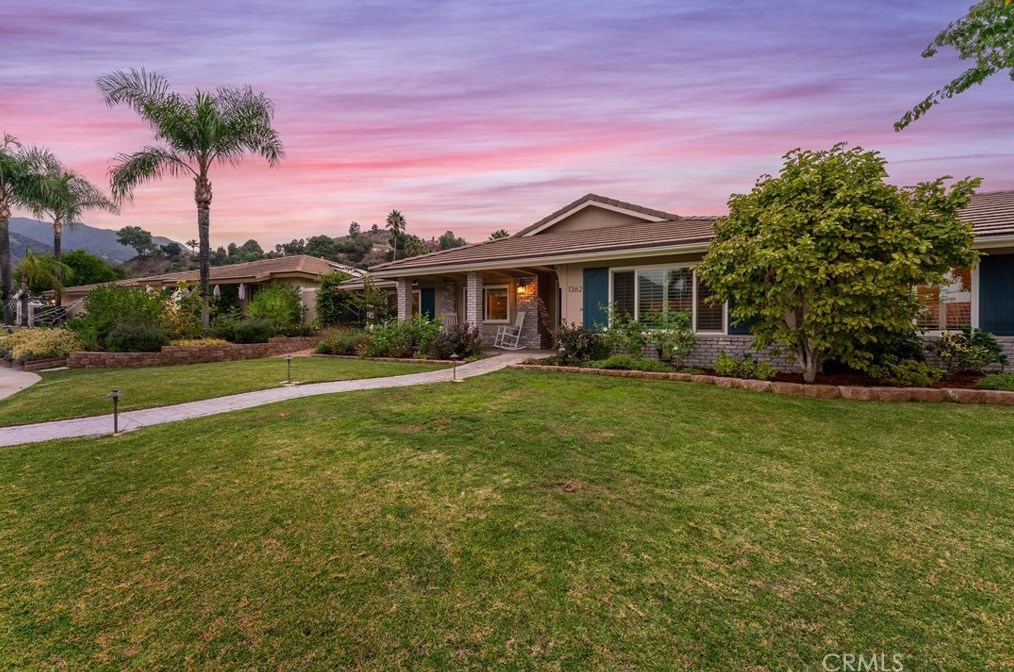 1362 Pebble Springs Ln, Glendora, CA 91741
