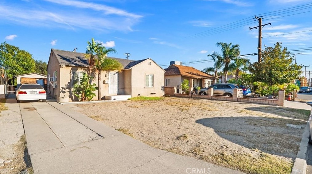 8893 Newport Ave, Fontana, CA 92335-8654