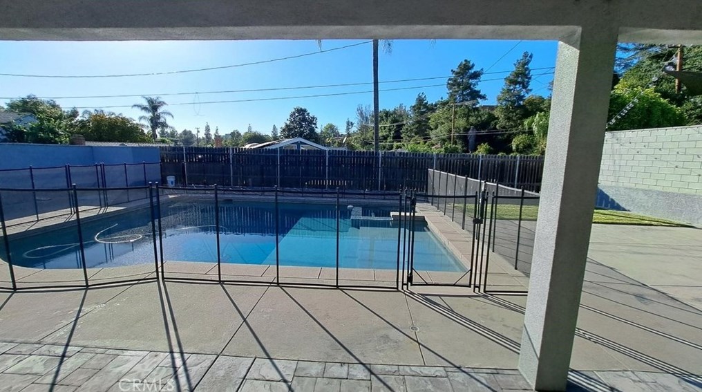 1036 E Covina Hills Rd, Covina, CA 91724