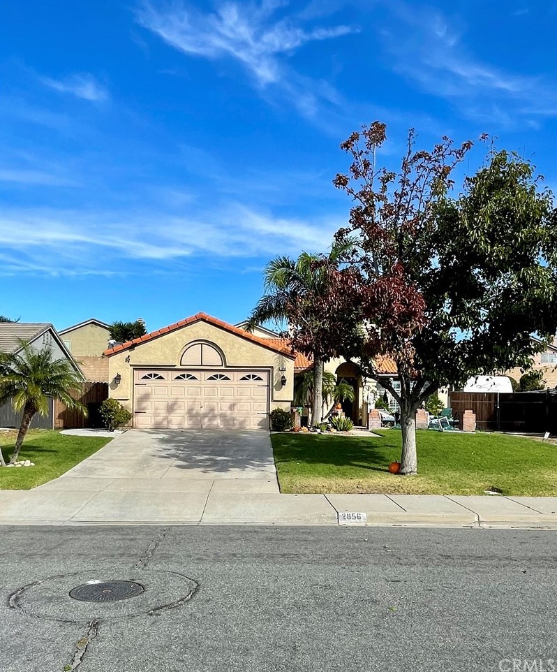 2856 W Mira Vista Dr, Rialto, CA 92377