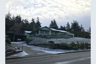 705 Prefontaine Dr, Coos Bay, OR 97420 - Photo 32