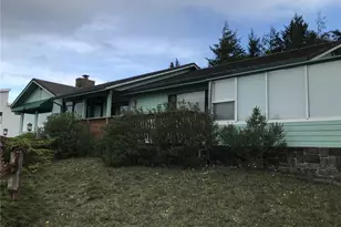 705 Prefontaine Dr, Coos Bay, OR 97420 - Photo 6