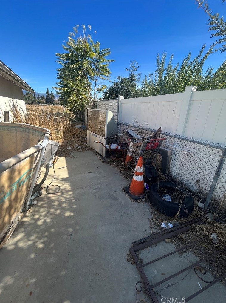 766 Haley Way, Hemet, CA 92543-1418