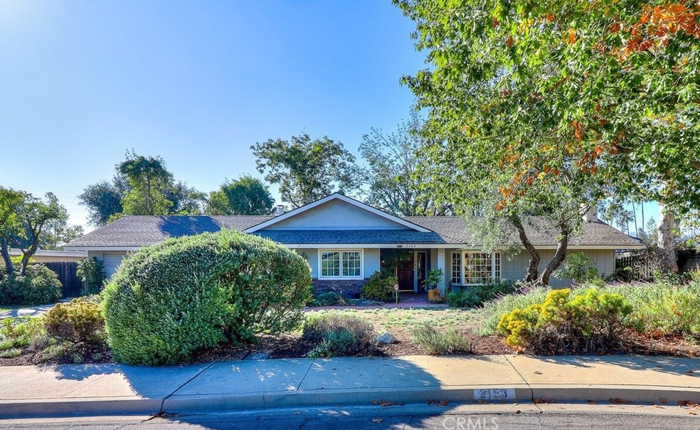 2153 N San Marcos Pl, Claremont, CA 91711