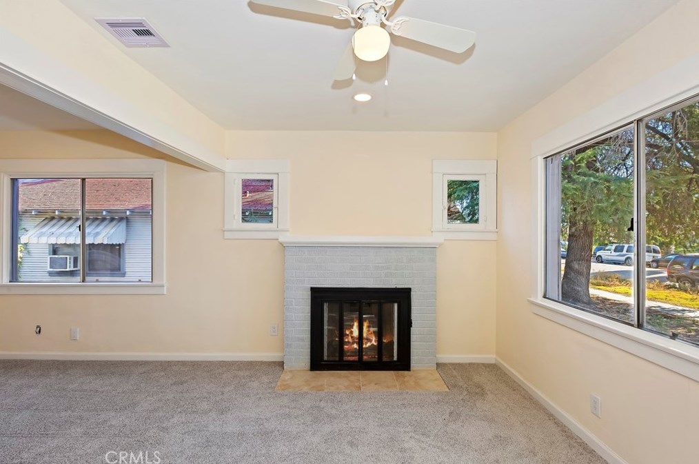 182 E 10th St, San Bernardino, CA 92410
