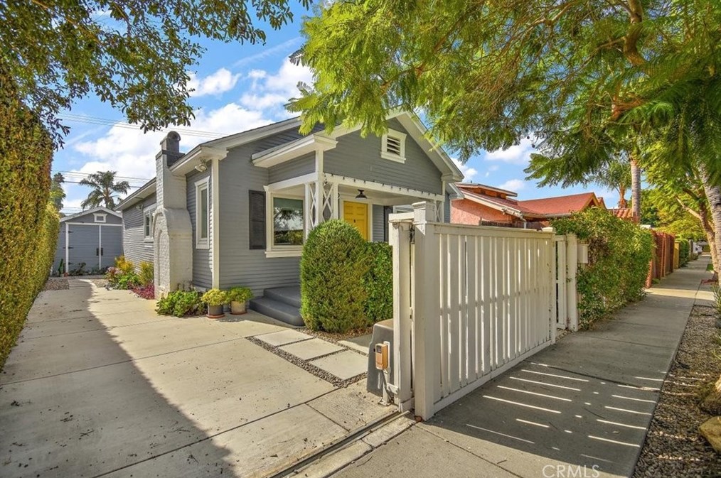 6602 Barton Ave, Los Angeles CA  90038-2548 exterior