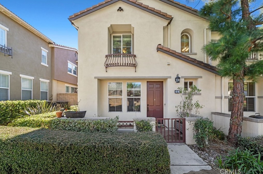 15723 Parkhouse Dr #83, Fontana, CA 92336
