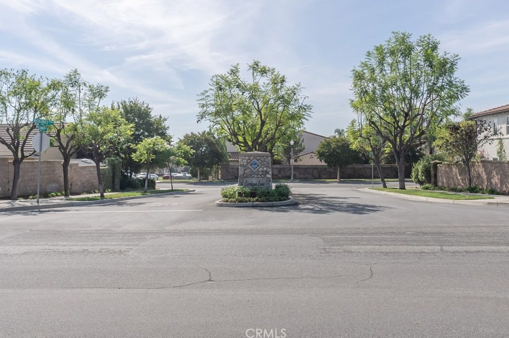 1735 Arthur Loop W, Upland, CA 91784