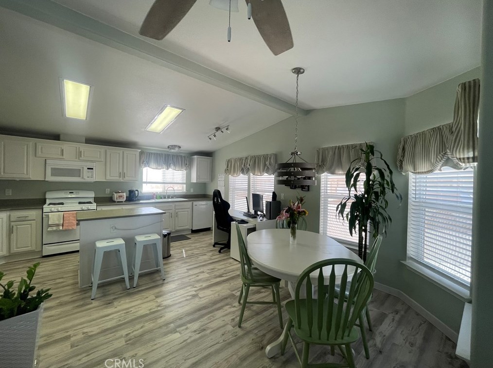 69525 Dillon Rd #59, Desert Hot Springs, CA 92241