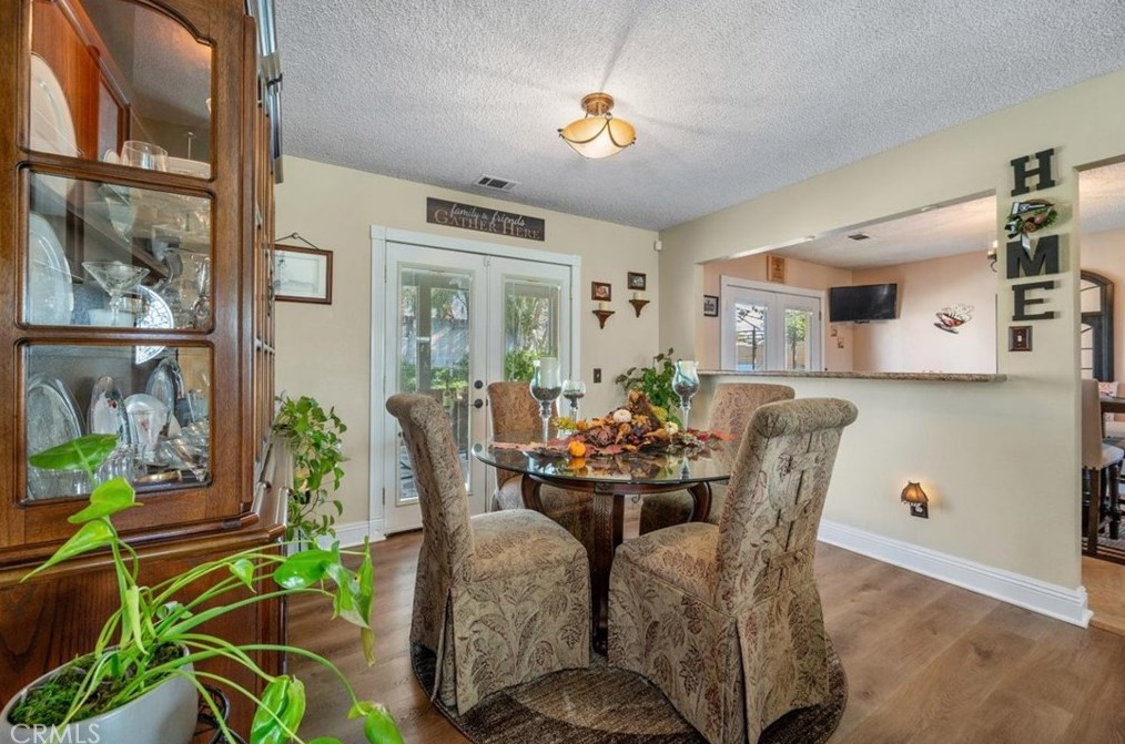 11611 Homewood Pl, Fontana CA  92337-0669 exterior