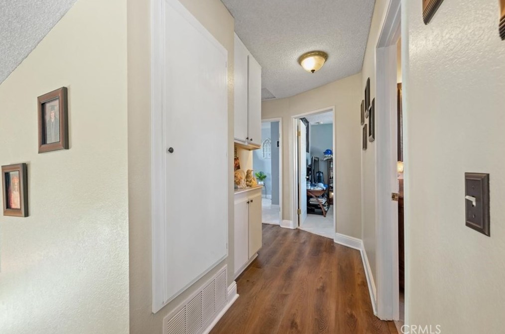 11611 Homewood Pl, Fontana CA  92337-0669 exterior