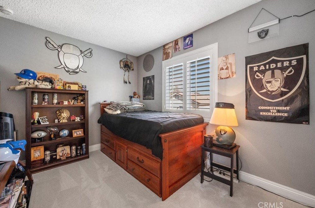 11611 Homewood Pl, Fontana CA  92337-0669 exterior