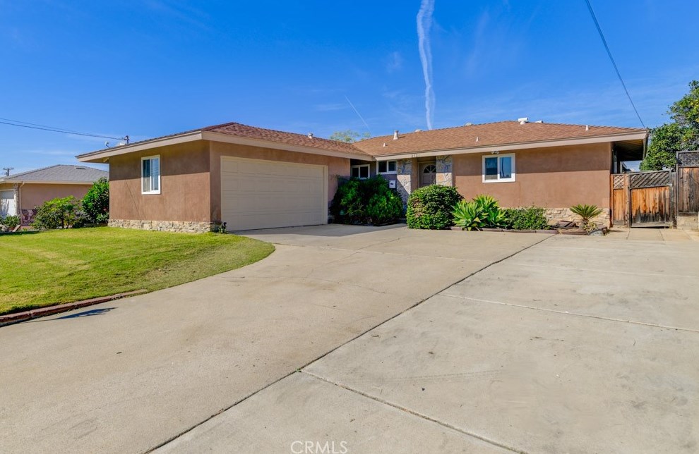 2521 E 3rd St, National City, CA 91950
