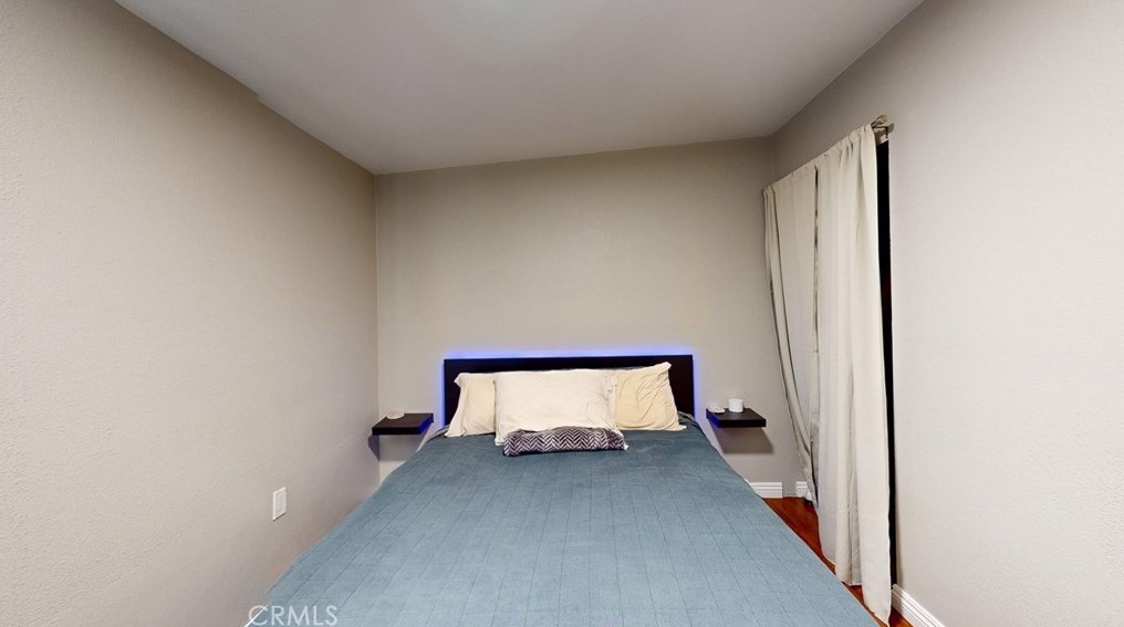 6742 Citrus Ave, Fontana CA  92336-1403 exterior