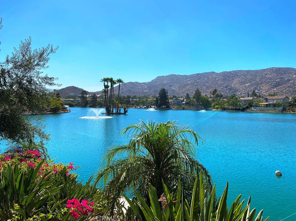 26033 Iris Ave, Moreno Valley CA  92555-3020 exterior