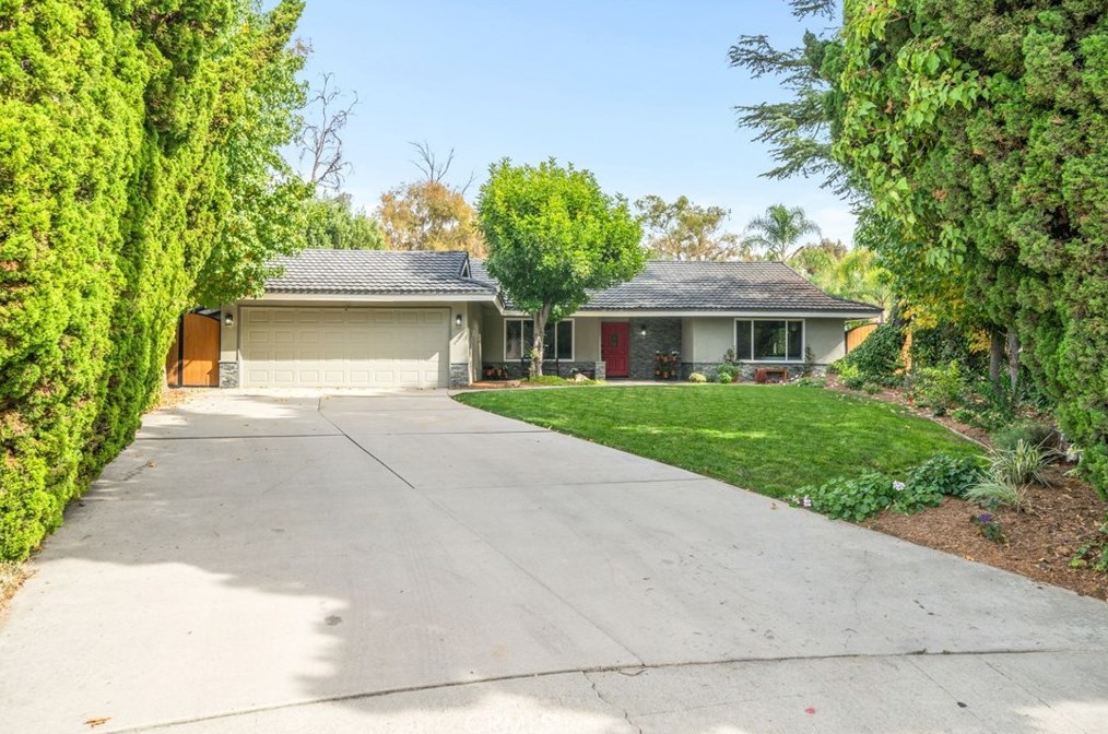 2251 E Rancho Culebra Dr, Covina, CA 91724