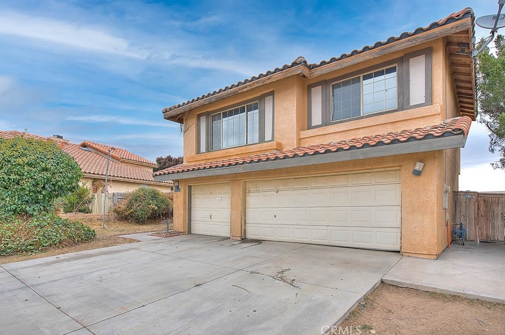 12294 Roadrunner Ln, Victorville, CA 92392