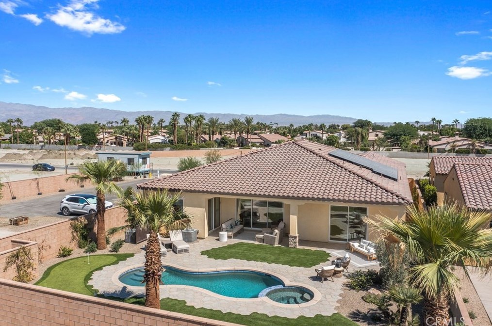 51911 Marquis Ln, La Quinta, CA 92253