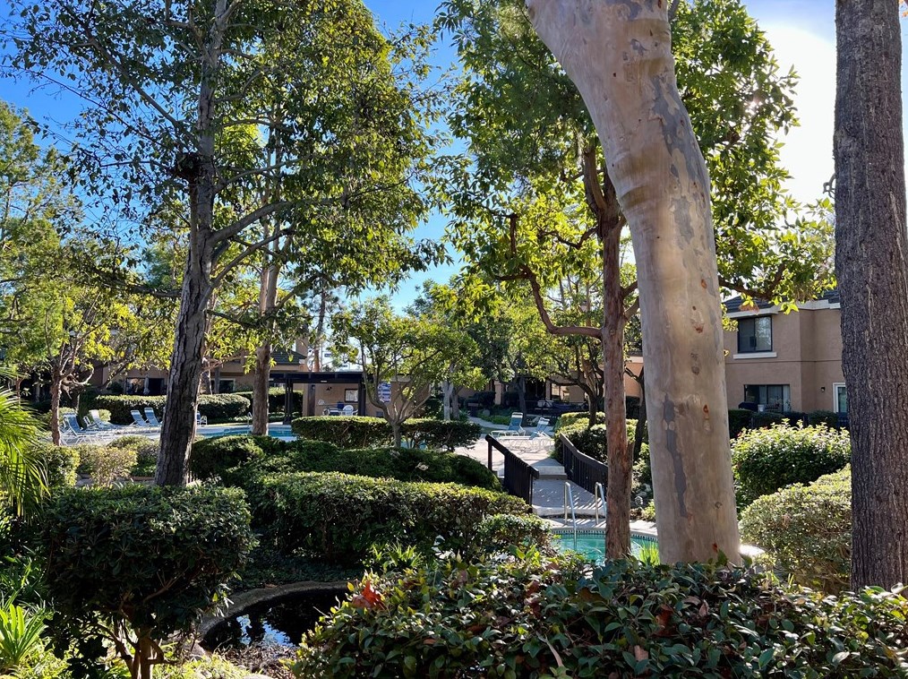 16921 Lakefront Cir #46, Huntington Beach, CA 92647