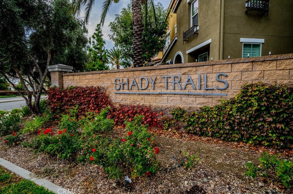 15723 Parkhouse Dr #19, Fontana, CA 92336