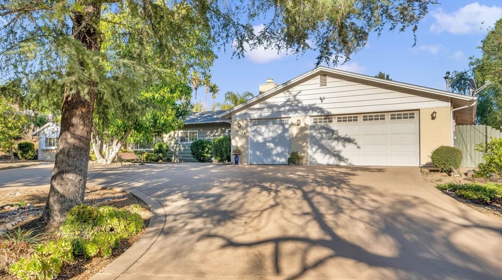 10584 Fuerte Dr, La Mesa, CA 91941