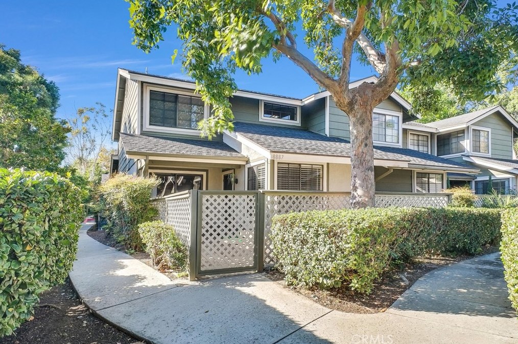 8887 Applewood Dr, Rancho Cucamonga, CA 91730
