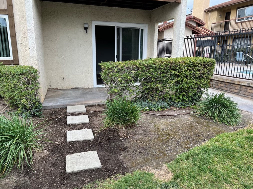 3210 Little Mountain Dr #c, San Bernardino, CA 92405