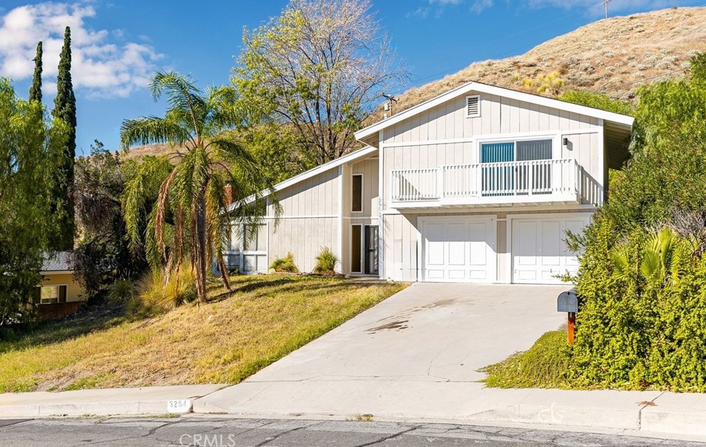 3284 Mira Monte Dr, San Bernardino, CA 92405