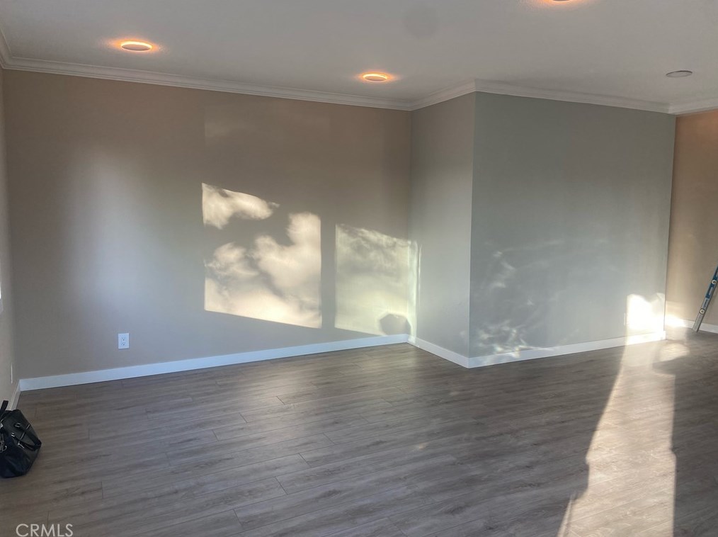 6824 Converse Ave, Los Angeles CA  90001-2026 exterior