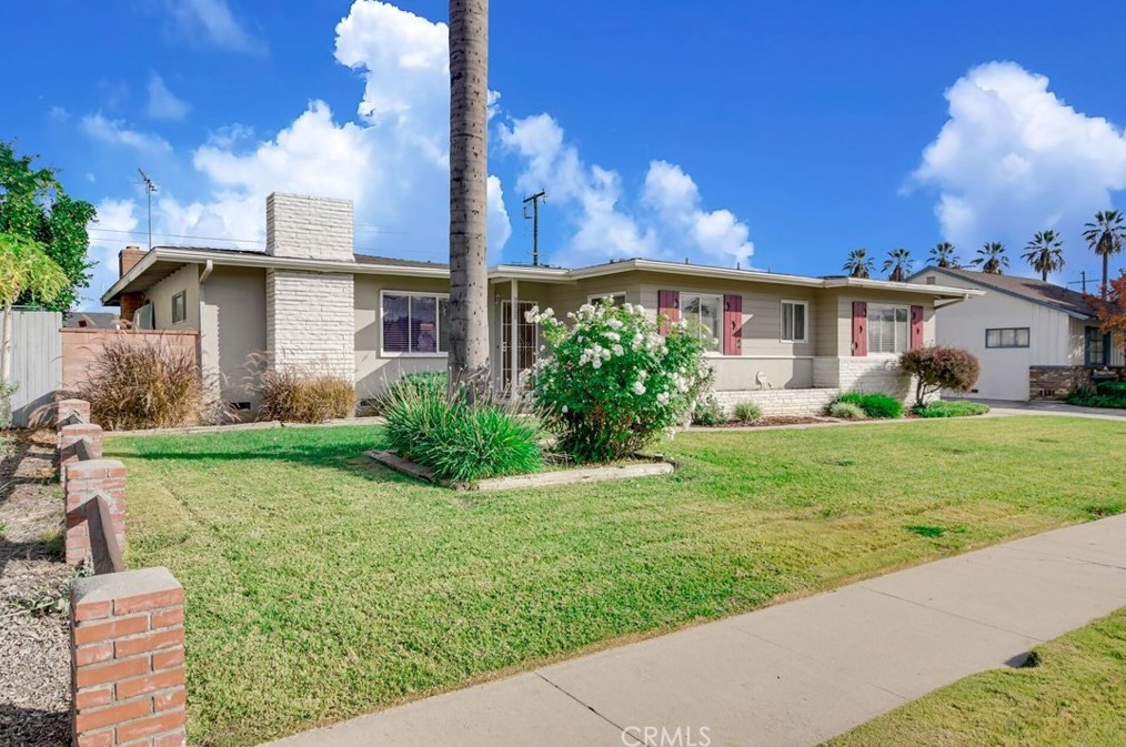 324 S Cedar Dr, Covina, CA 91723