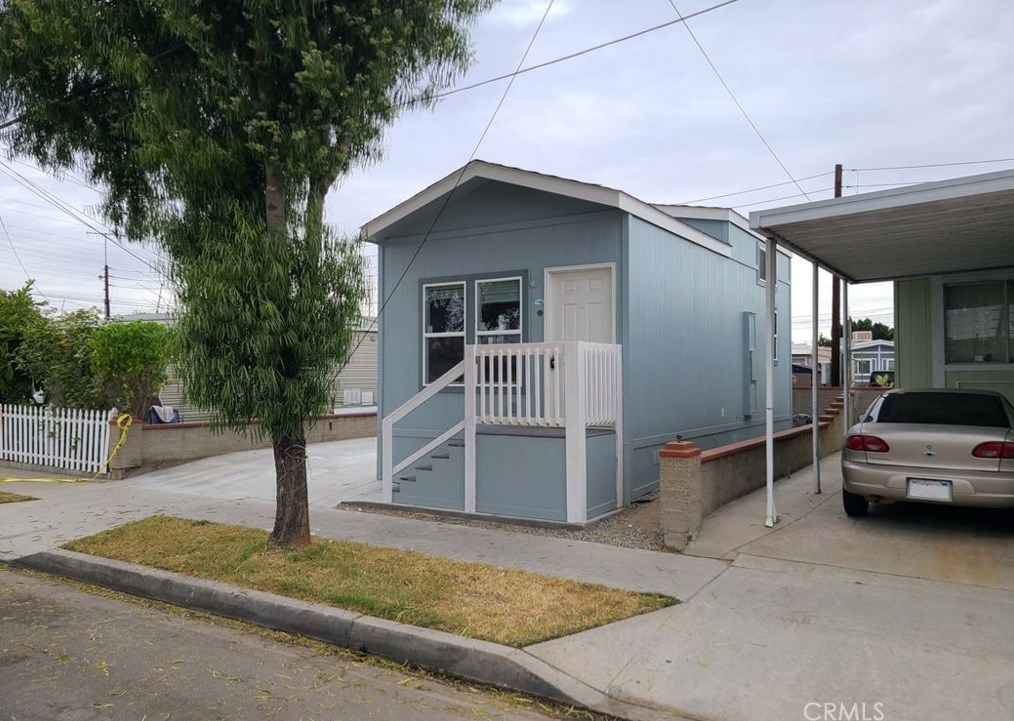 9023 Rose St #a3, Bellflower, CA 90706
