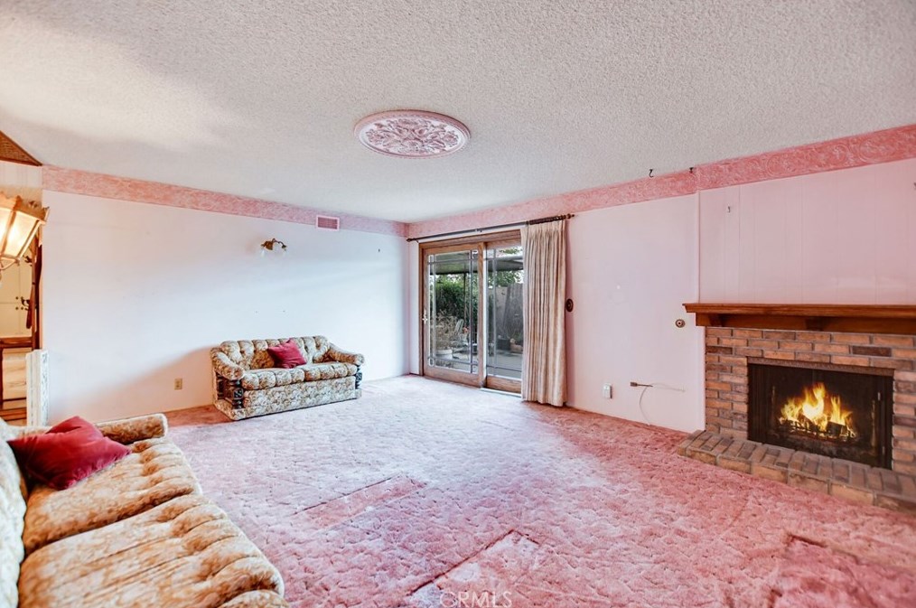 355 N Garsden Ave, Covina, CA 91724