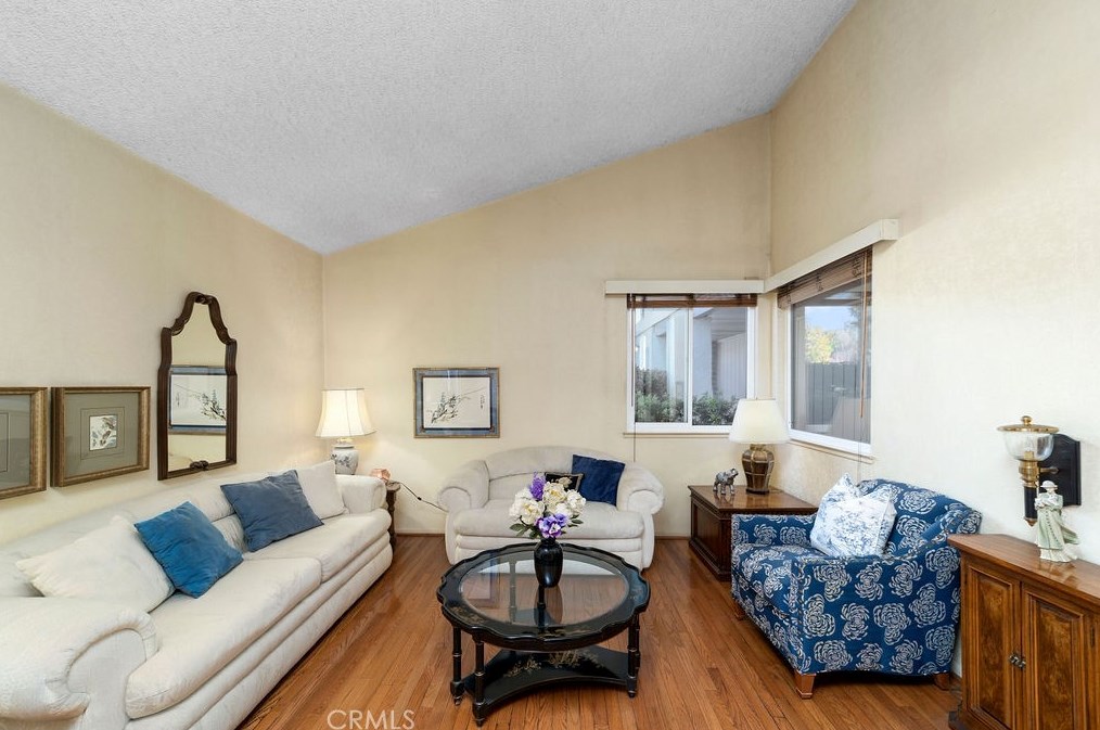 744 Davenport Cir, Claremont CA  91711-2937 exterior