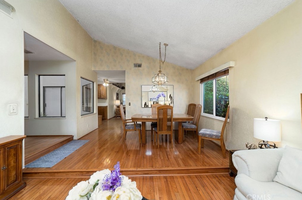 744 Davenport Cir, Claremont CA  91711-2937 exterior