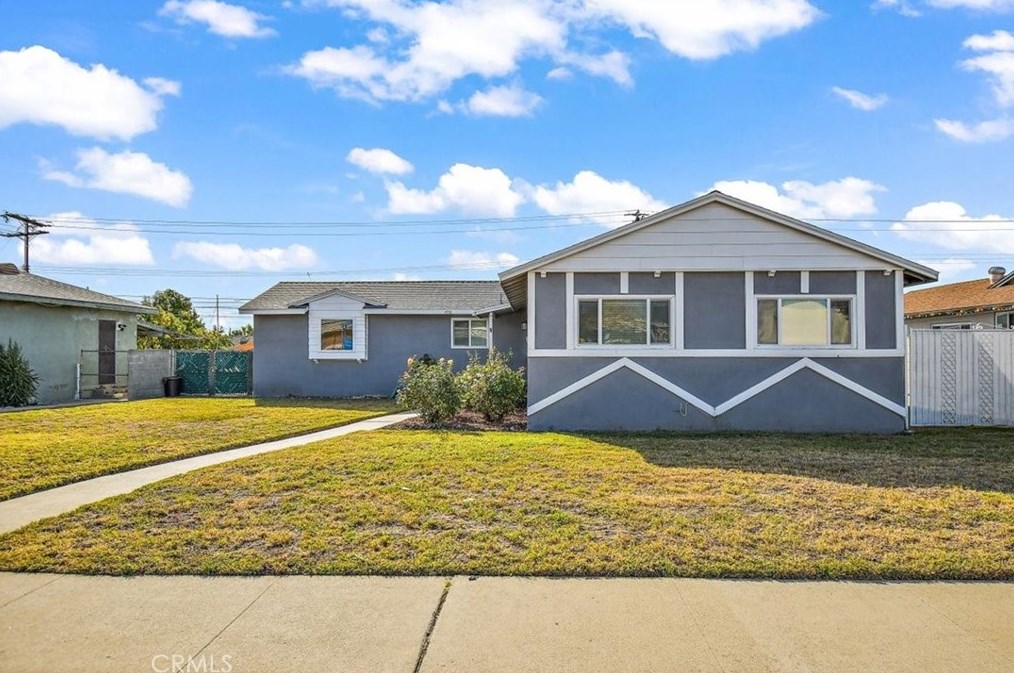 4981 Orchard St, Montclair, CA 91763