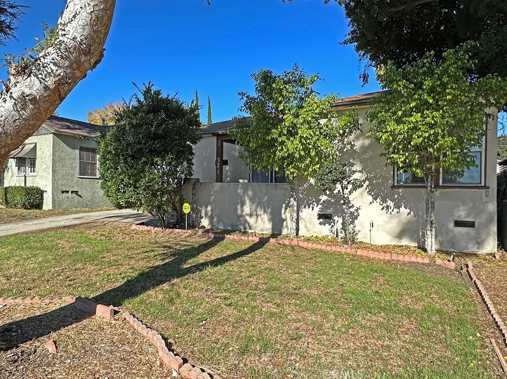 371 W Mckinley Ave, Pomona, CA 91768