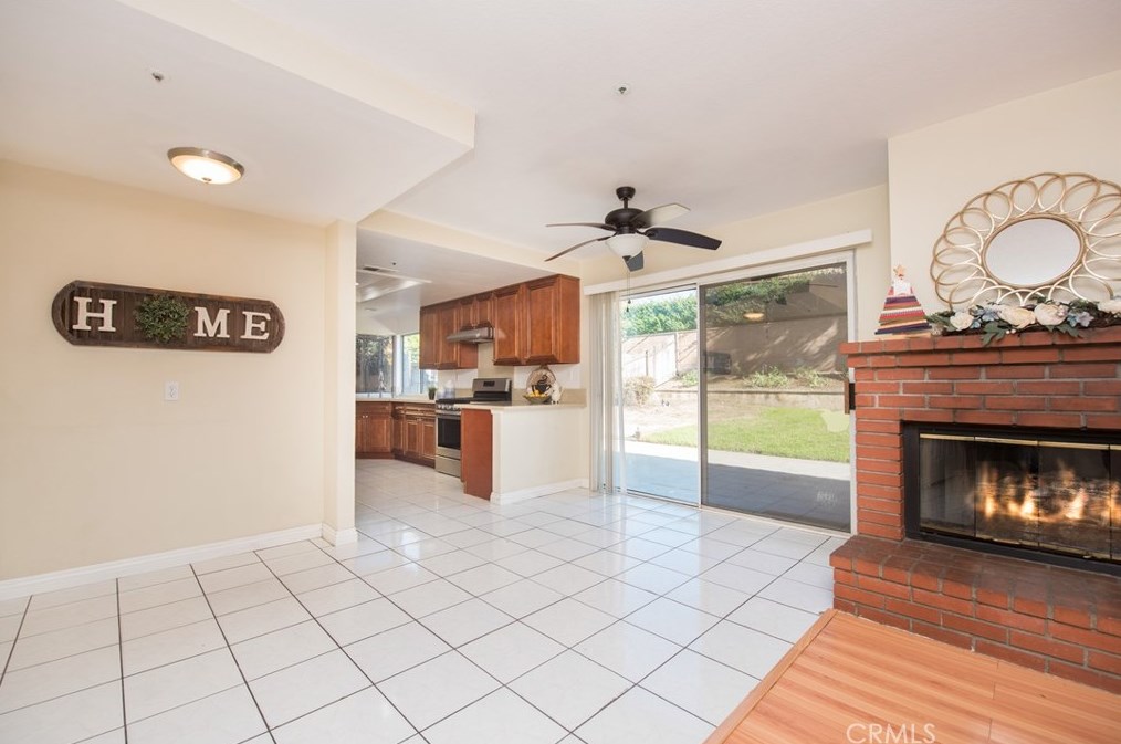 7927 Tapia St, Fontana CA  92336-3816 exterior