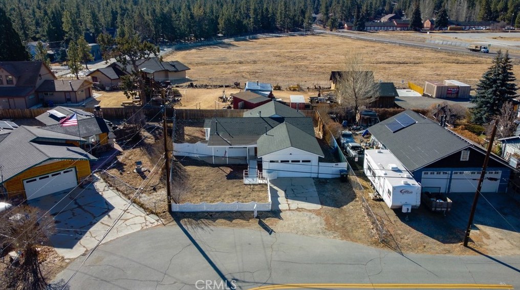 114 Meadow Ln, Big Bear City CA  92314-9410 exterior