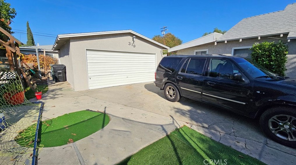 319 E Park St, Ontario, CA 91761