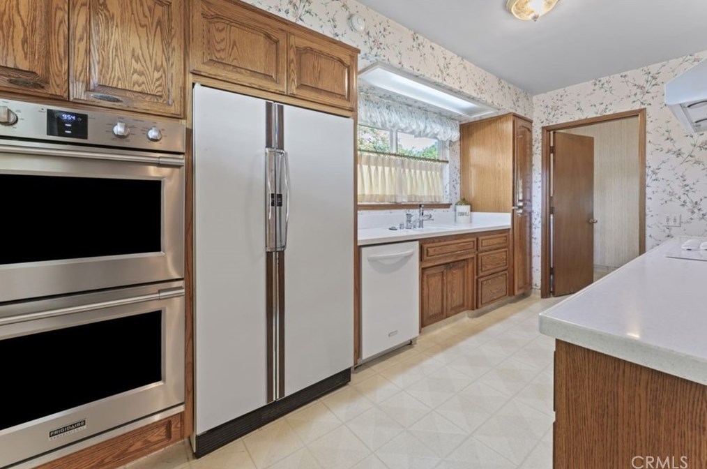 1152 Northwestern Dr, Claremont, CA 91711