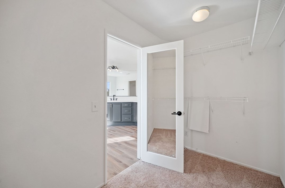 745 Conlon Dr, Hemet CA  92545-1513 exterior