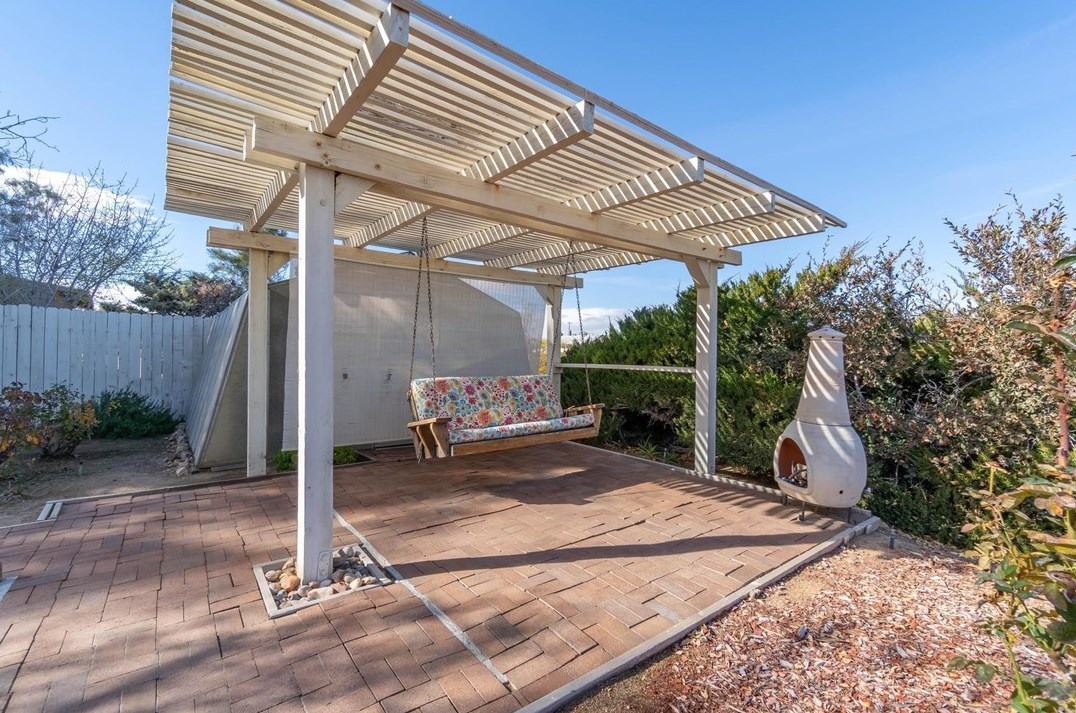 18672 Pacific St, Hesperia CA  92345-5531 exterior