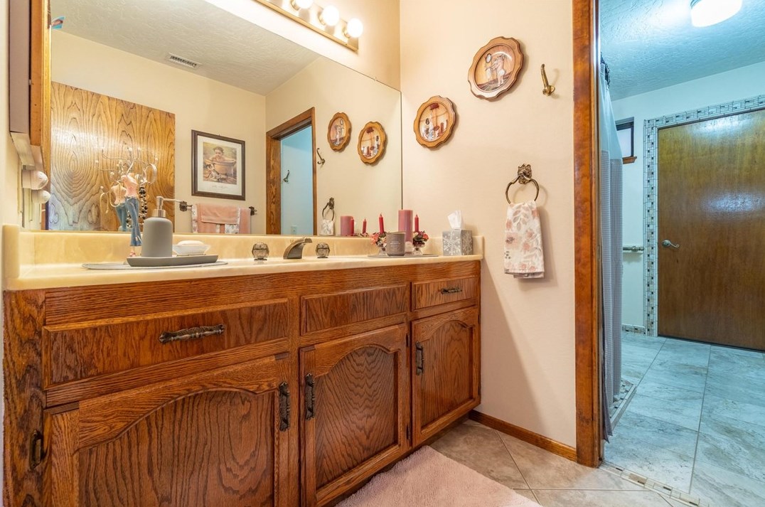 18672 Pacific St, Hesperia CA  92345-5531 exterior