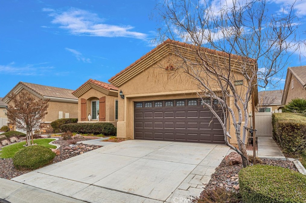 10065 Wilmington Ln, Apple Valley, CA 92308-3361