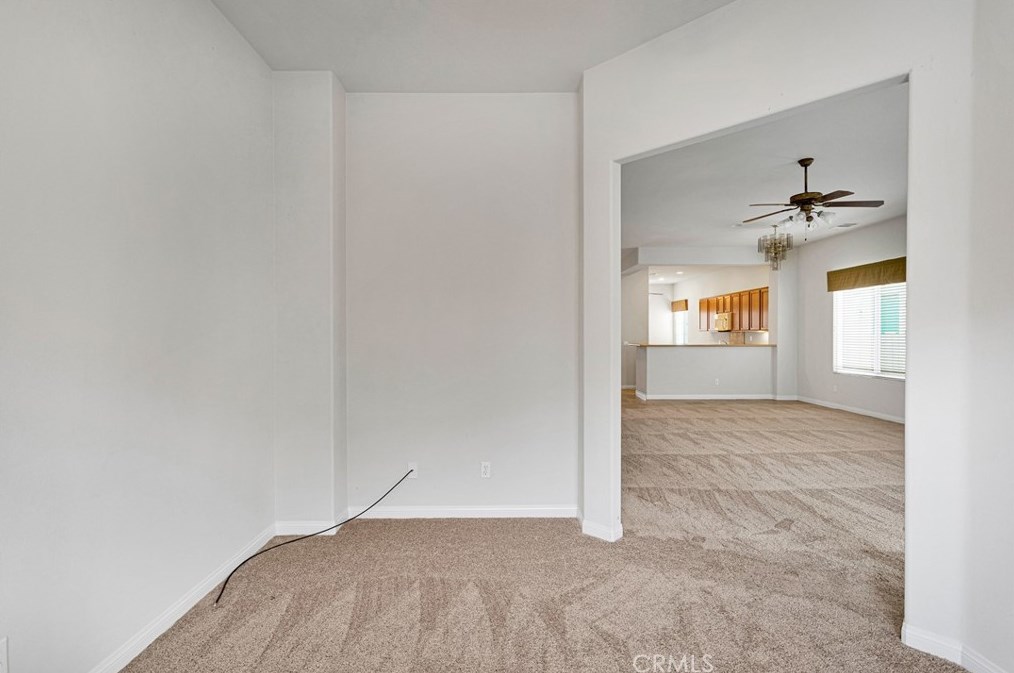 10065 Wilmington Ln, Apple Valley CA  92308-3361 exterior