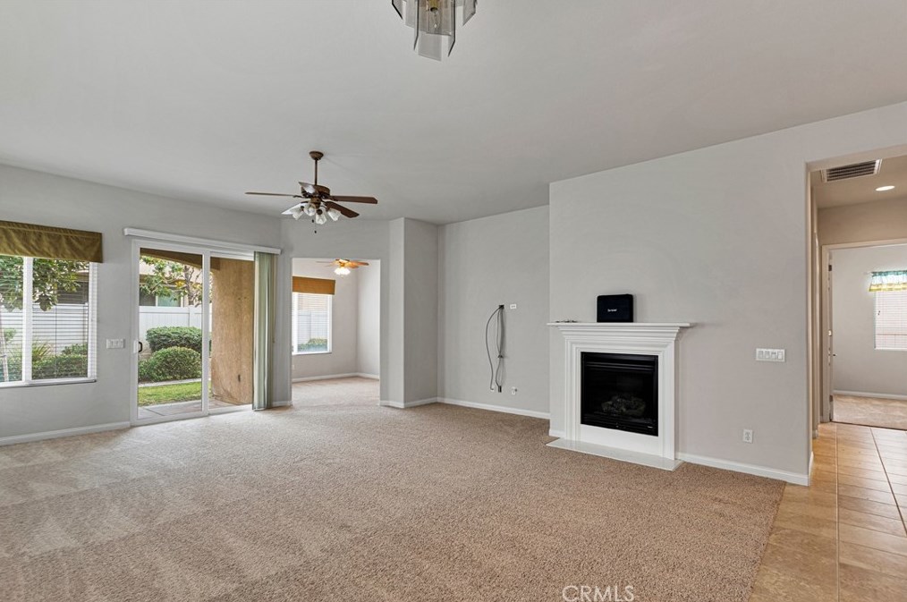 10065 Wilmington Ln, Apple Valley CA  92308-3361 exterior