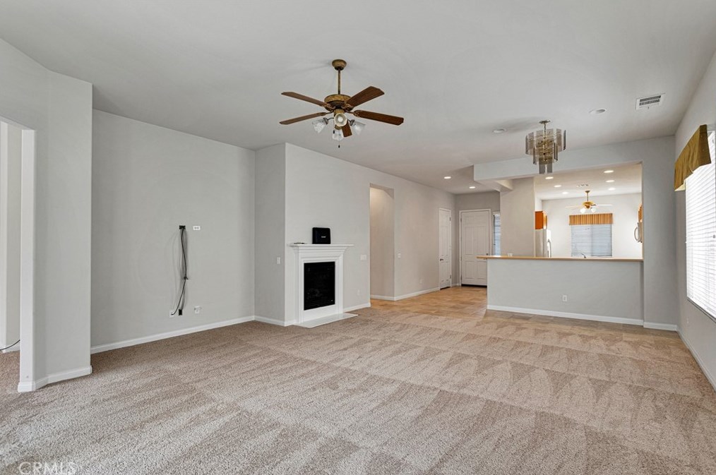 10065 Wilmington Ln, Apple Valley CA  92308-3361 exterior